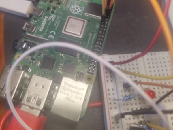 Raspberry pi connecting for weather api